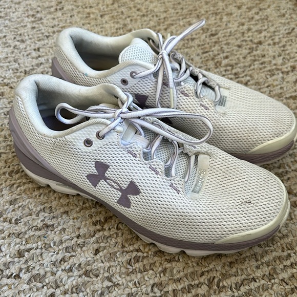 Under Armour Sneakers. W 10 - Picture 1 of 4